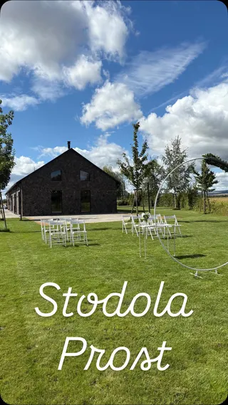 Svatba na místě Stodola PROST (Dominika Tvrdoňová), příspěvek @koordinatorka_dominika z roku 2025