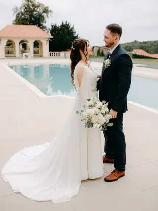 Svatba na místě Zámek Napajedla (SIERRA WEDDINGS), příspěvek @sierraweddingscz z roku 2025