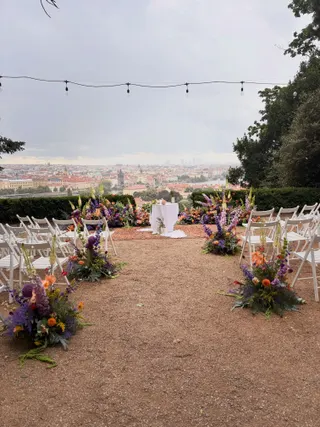 Svatba na místě Villa Richter (Svatby s Klárou), příspěvek @boys.and.roses z roku 2026