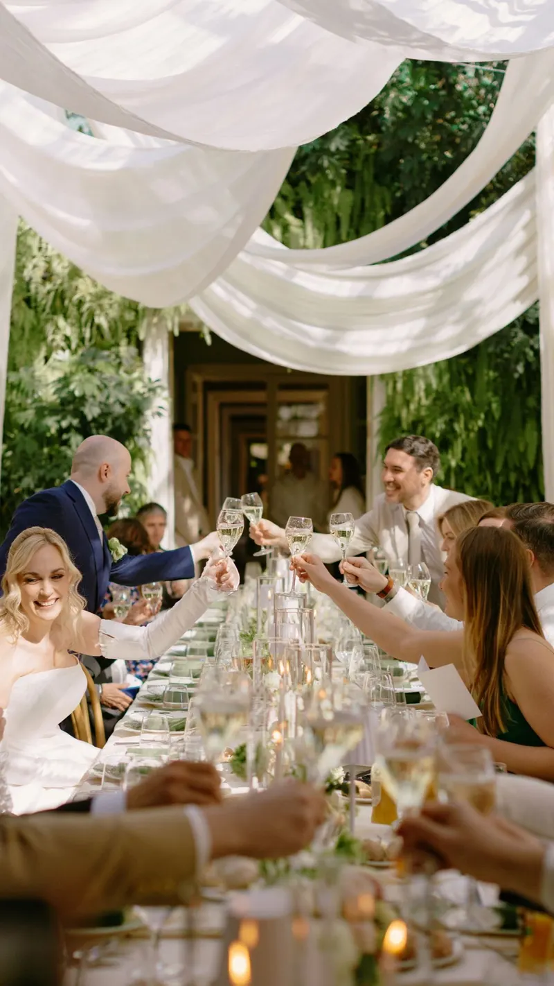 Svatba na místě Villa Richter (Lucie Holá Weddings), příspěvek @lucieholaweddingplanner z roku 2026