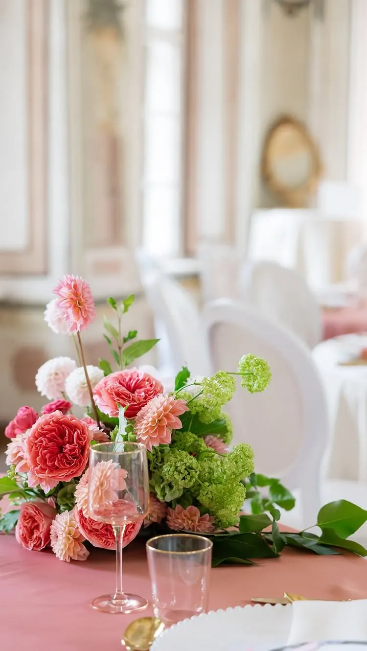 Svatba na místě Zámek Bon Repos (Love Weddings), příspěvek @florest.atelier z roku 2026