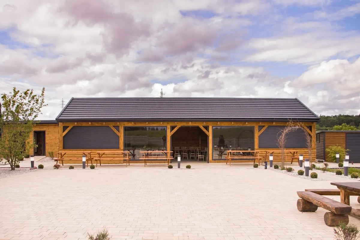 Svatební místo – Velká Dobrá Stodola (2024)