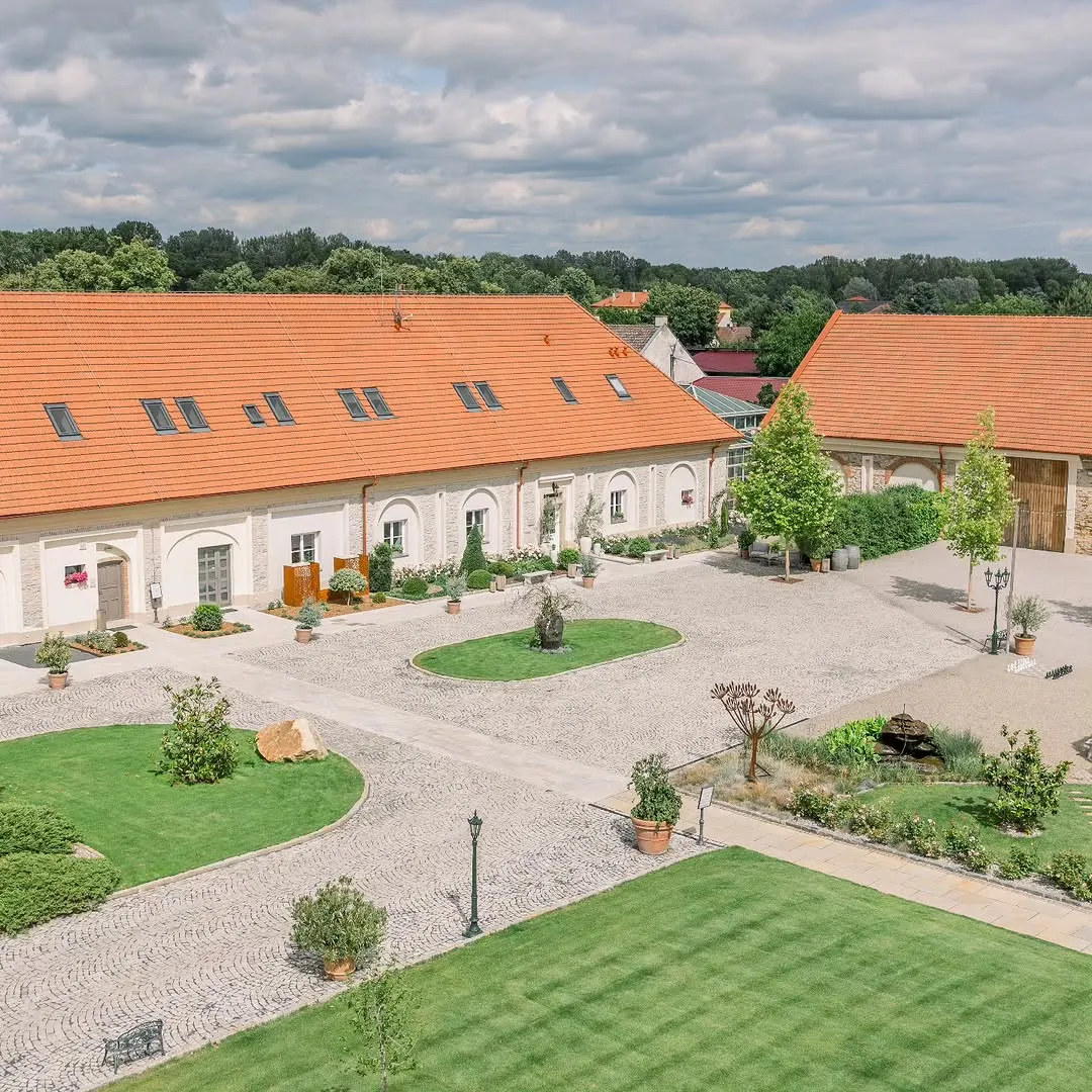 Svatební místo – Na Kmíně, Obříství (2026)