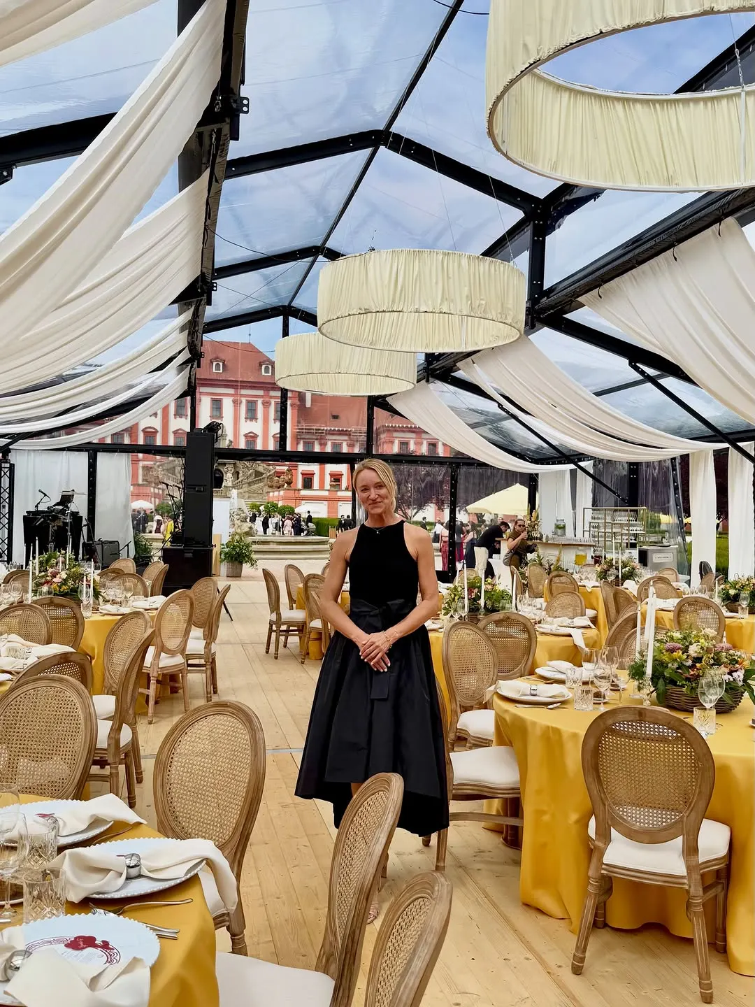 Svatba na místě Trojský zámek (IF Concept / IF Weddings), příspěvek @if_weddings z roku 2026