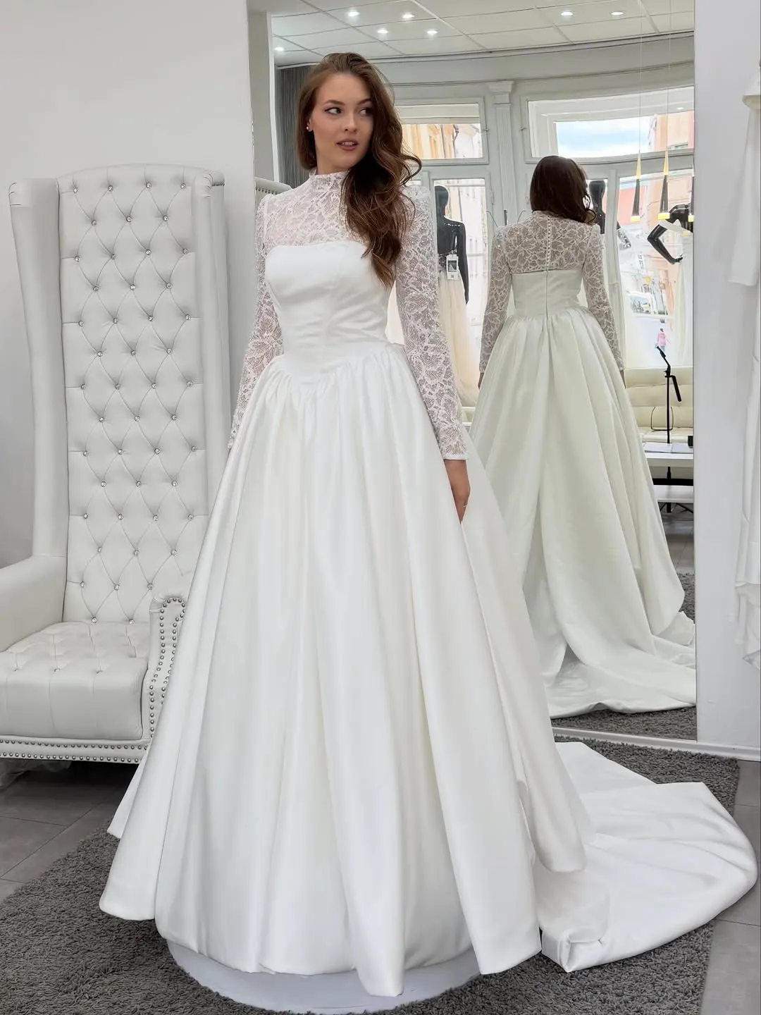 Ze svatebního portfolia: NAIVE wedding agency (2026, 4. fotografie)