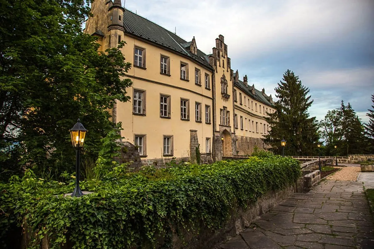 Svatební místo – EA Zámecký hotel Hrubá Skála (3. fotografie)