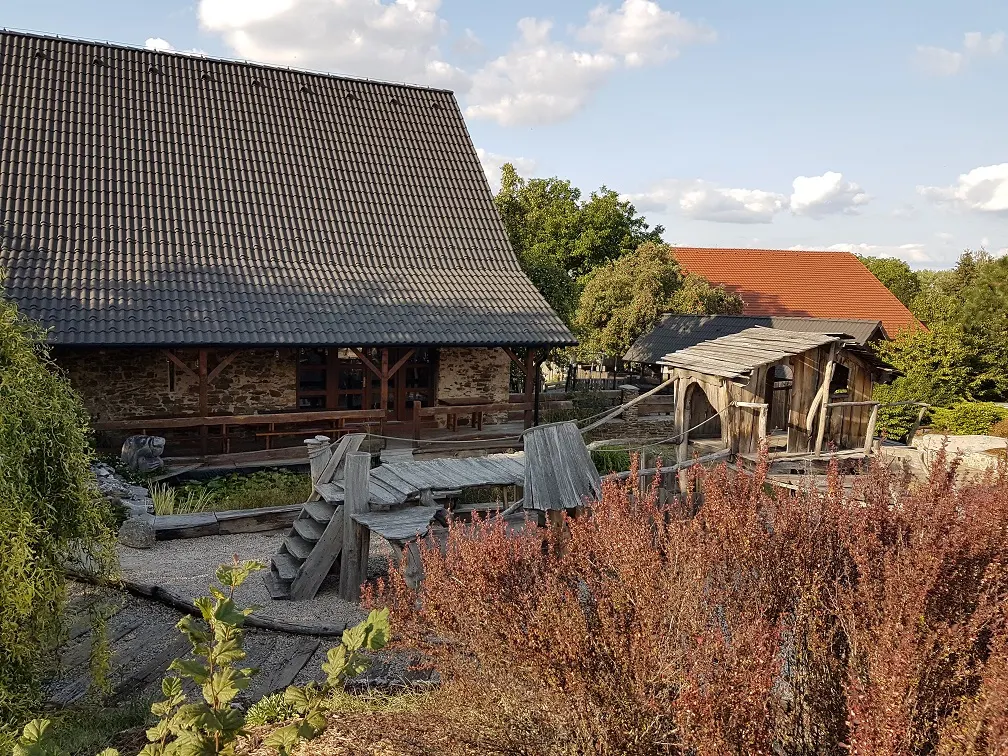 Svatební místo – Škvorecký dvůr (2. fotografie)