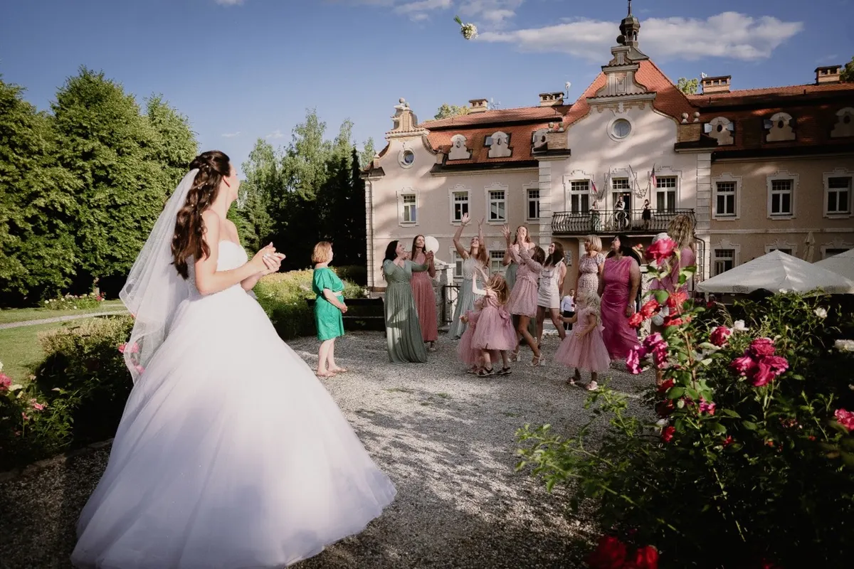 Nevěsta – Zámek Berchtold, Kunice